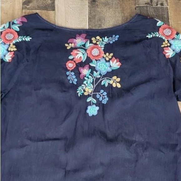 Johnny Was XXL Blue Cupra Rayon Embroidered Boho Blouse NWT Floral Top - Picture 3 of 7